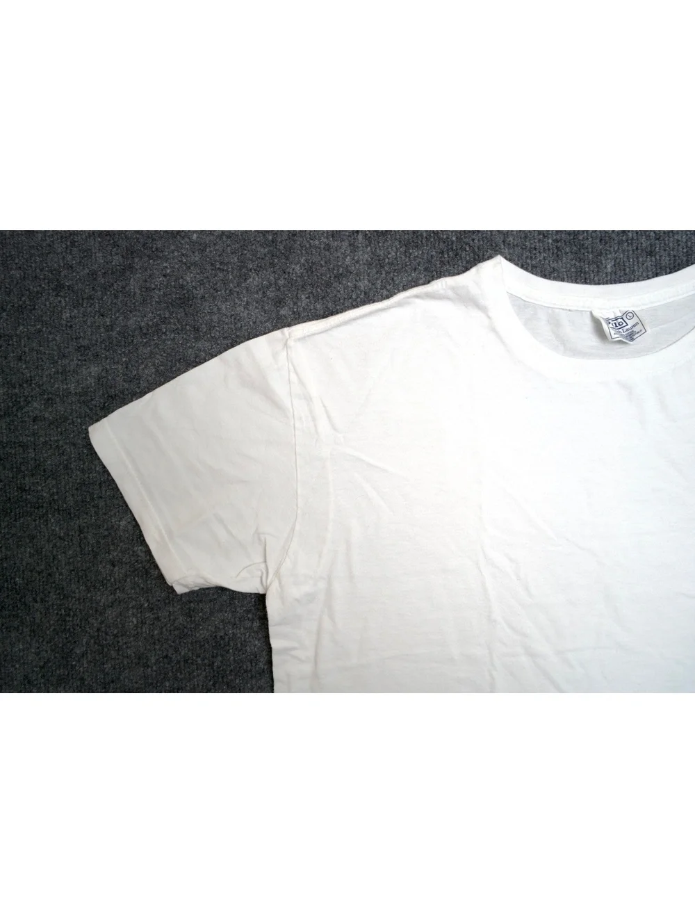 Men’s Ralph Lauren White T-Shirt Size- L